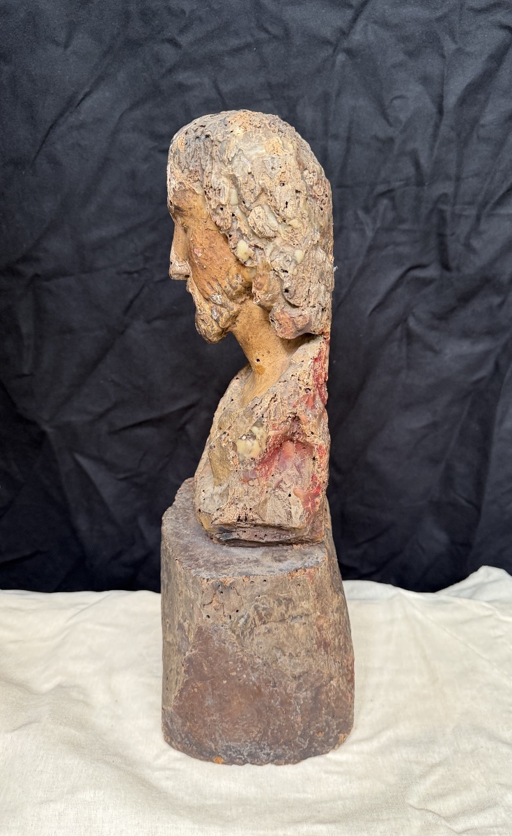 Buste du Christ en bois sculpté et polychromé France, XVIIe siècle-photo-2