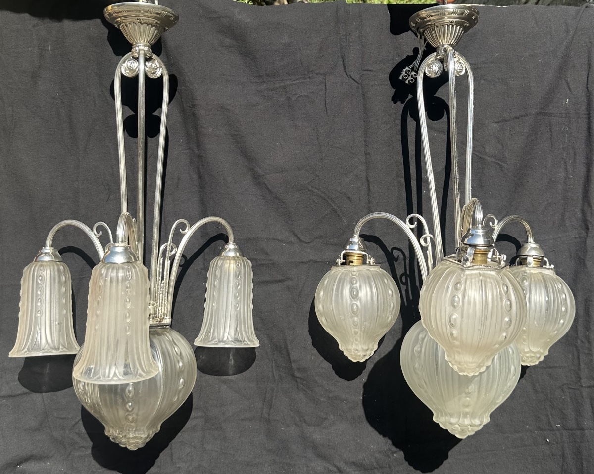 Exceptionnelle paire de lustres Art Déco par la Maison Leleu vers 1930