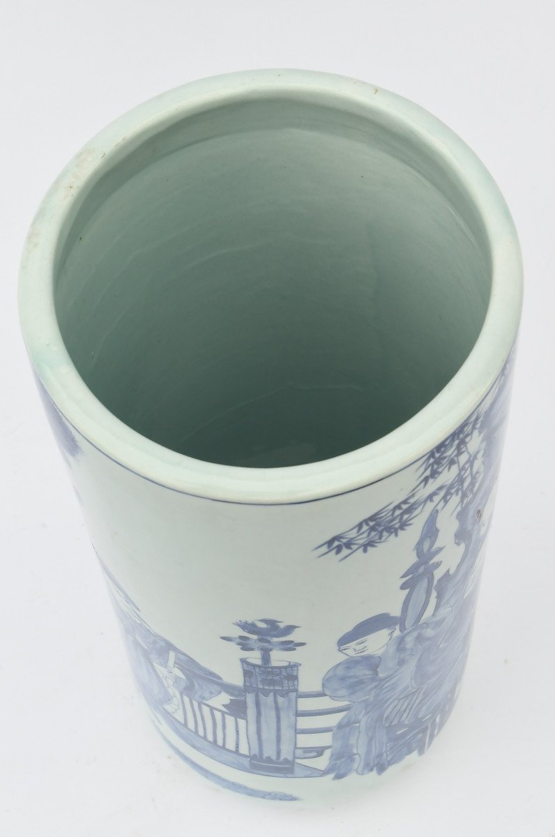 Blue And White Chinese Porcelain Umbrella Stand-photo-1