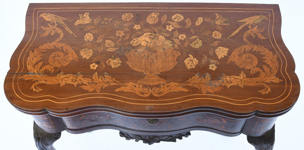 Table à cartes de style Chippendale George III à riche décor de marqueterie -photo-2