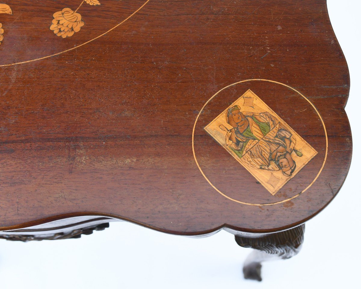 Table à cartes de style Chippendale George III à riche décor de marqueterie -photo-4