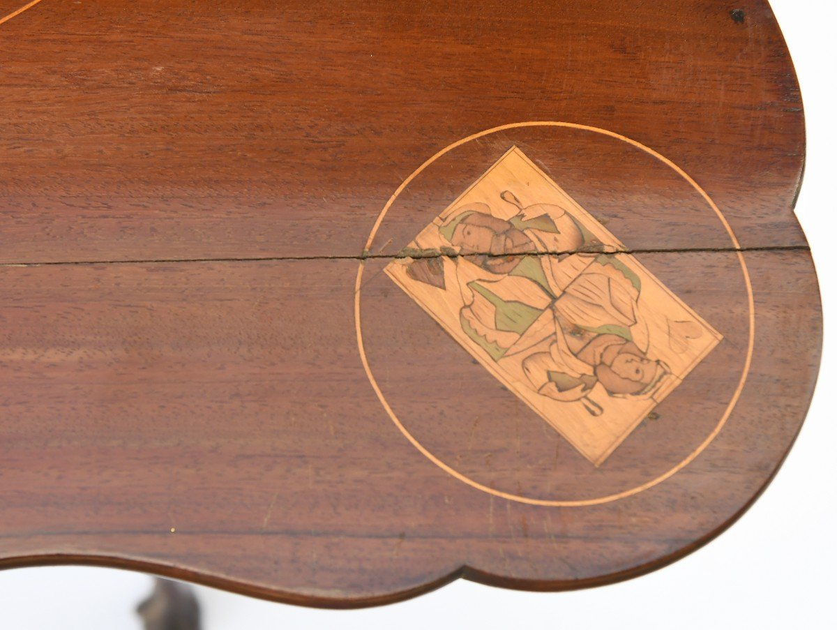 Table à cartes de style Chippendale George III à riche décor de marqueterie -photo-7