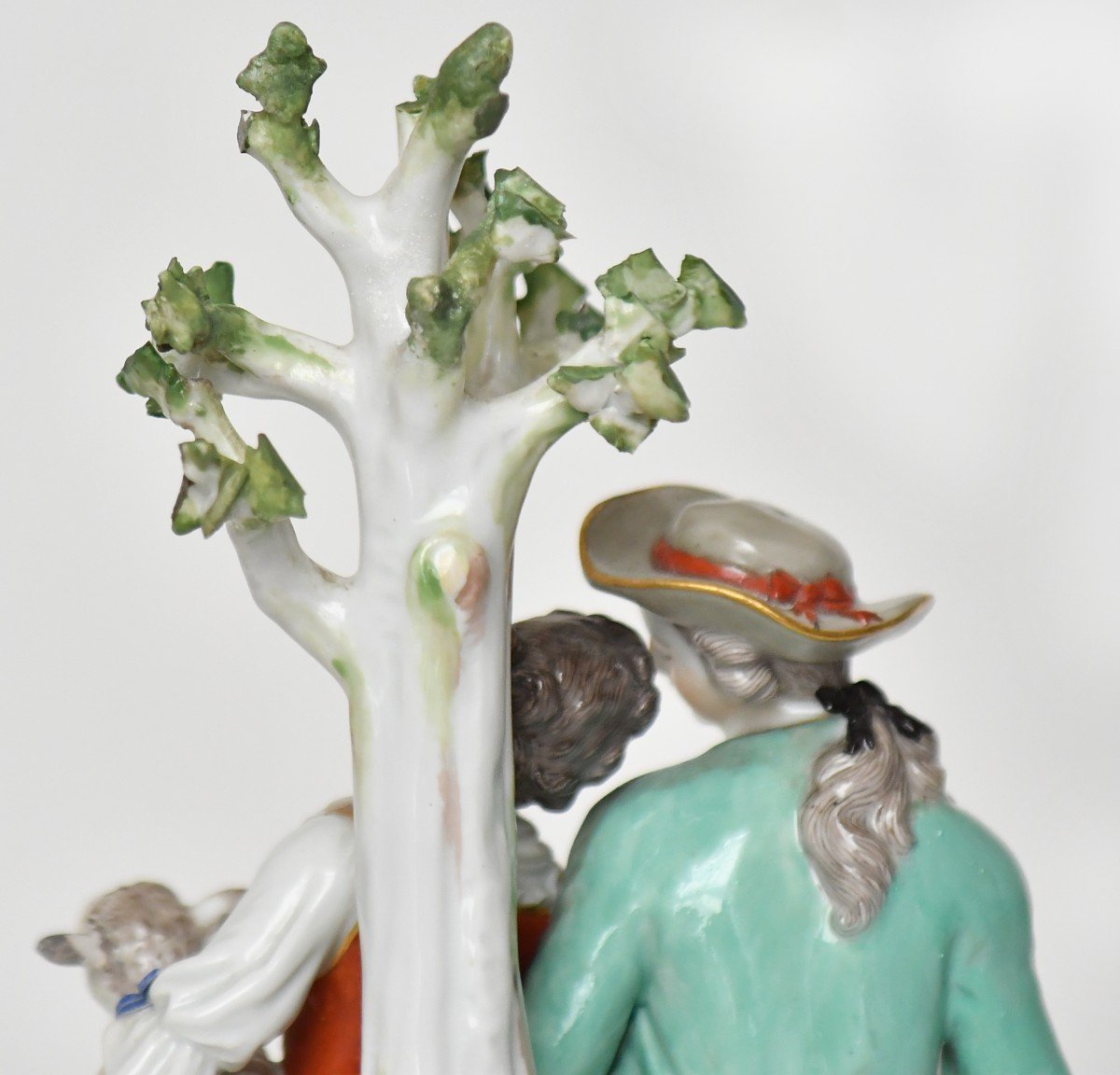 Groupe en porcelaine de Meissen Couple d’amoureux, Modèle D19 -photo-6