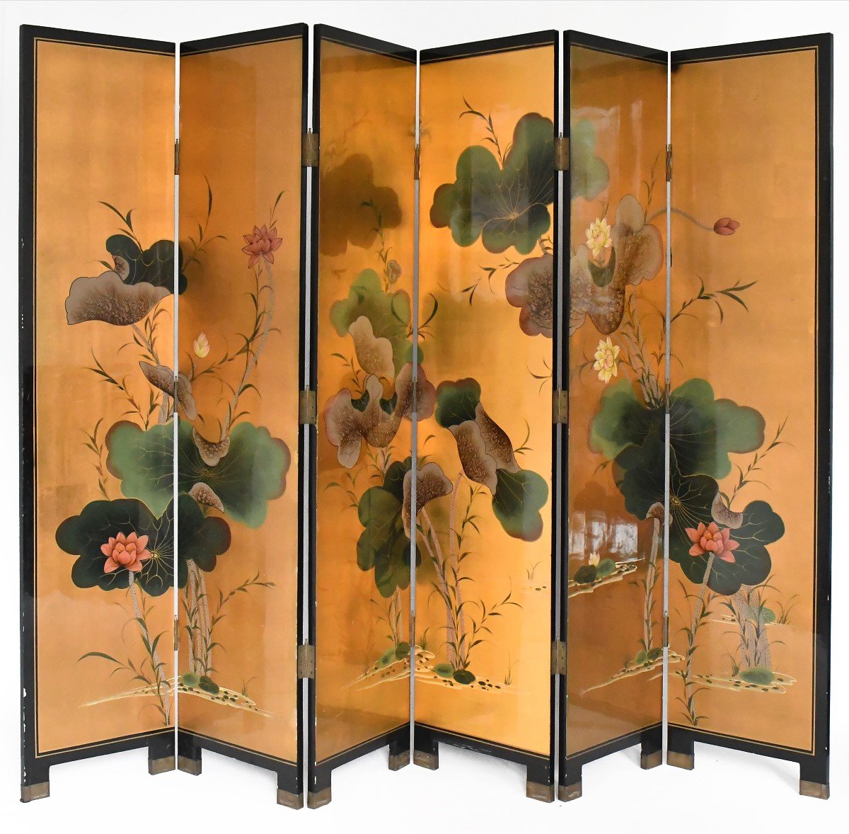 Screen Composed Of Six Japanese Lacquer Leaves Decorated With A Floral Scene On A Golden Background