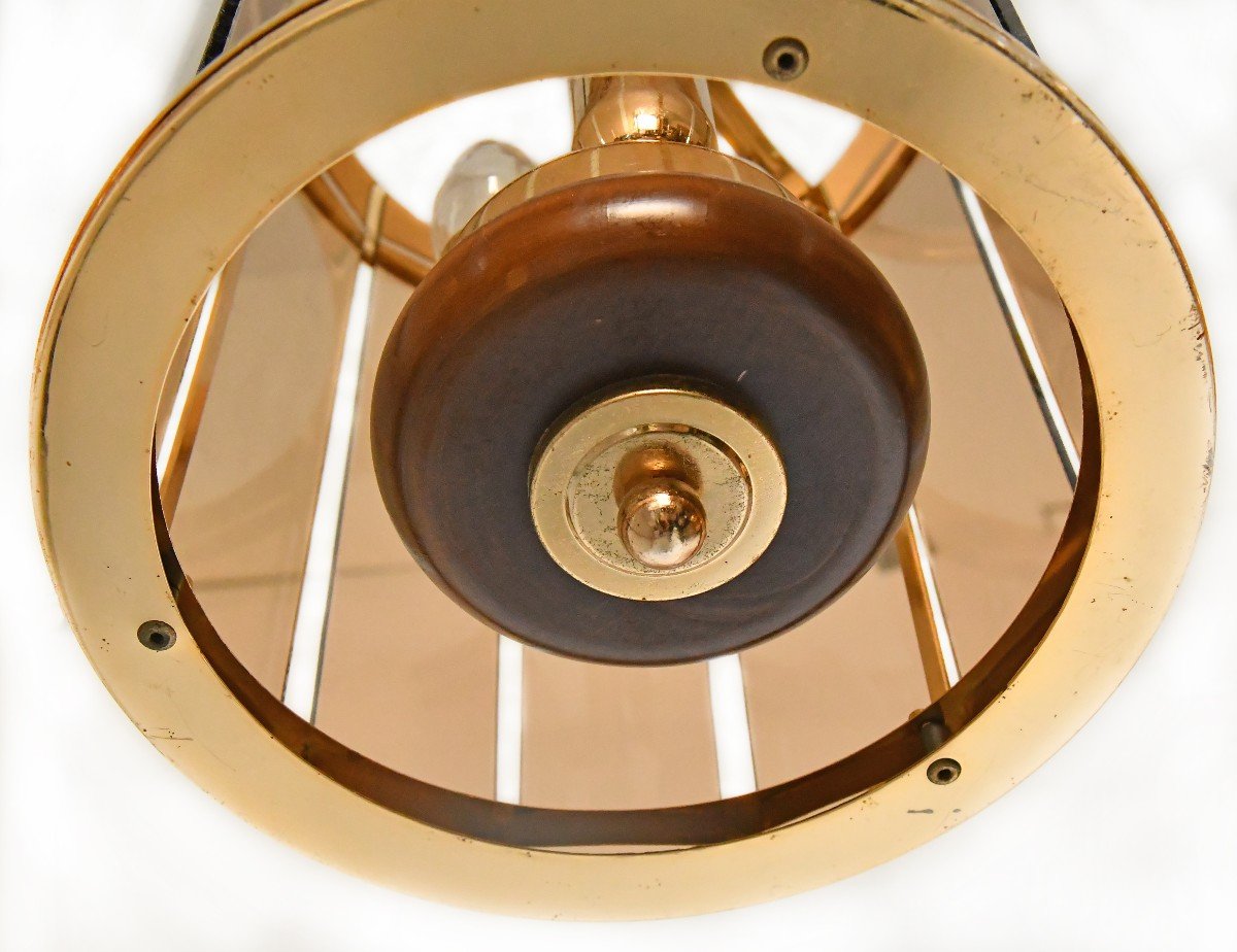 Paire de lanternes des années 1980 en laiton doré, bois et plaques en verre fumé-photo-4