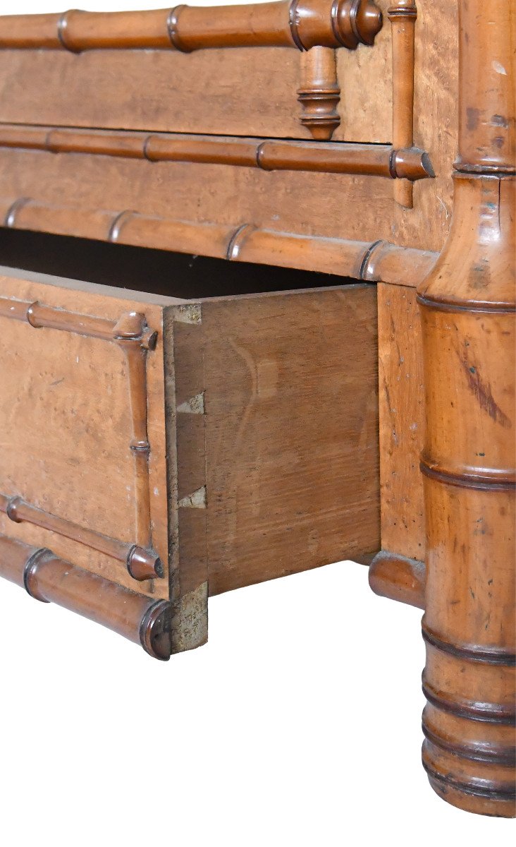 Armoire en bois sculpté façon bambou-photo-3