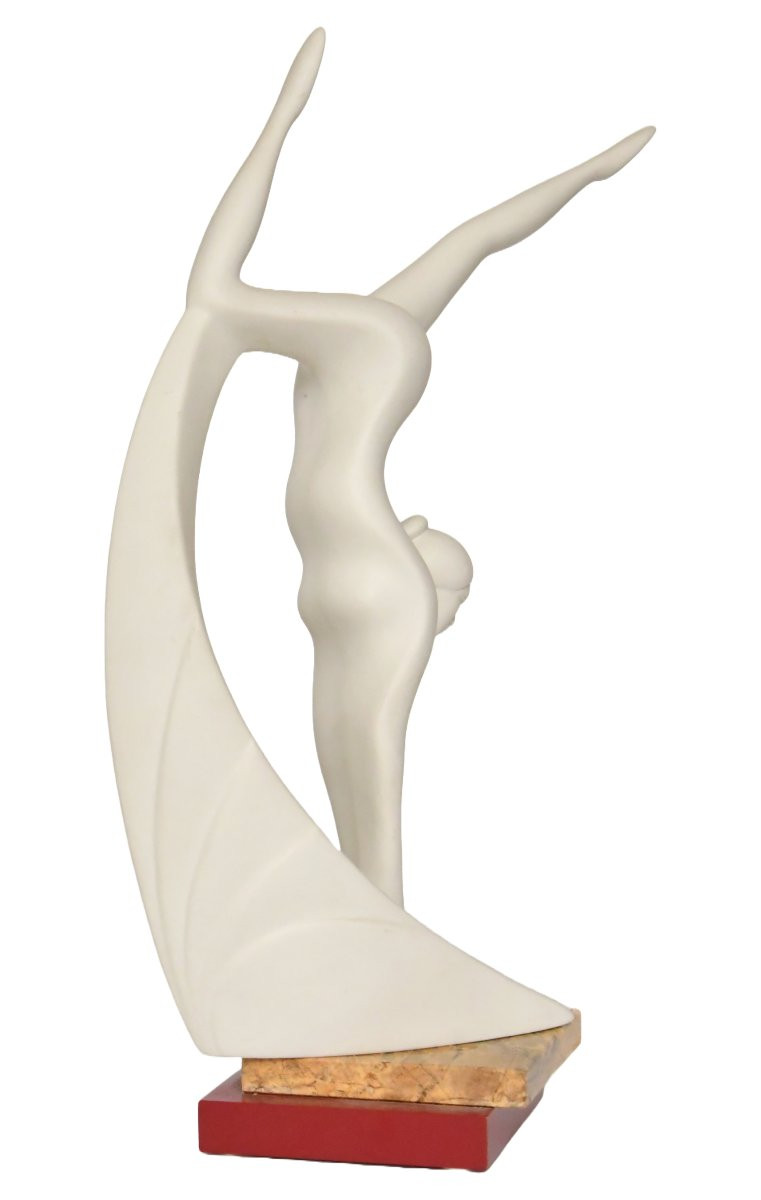 Statuette en porcelaine par Galos (Espagne) représentant une gymnaste-photo-4