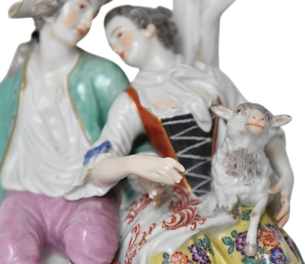 Groupe en porcelaine de Meissen Couple d’amoureux Modèle D19-photo-4