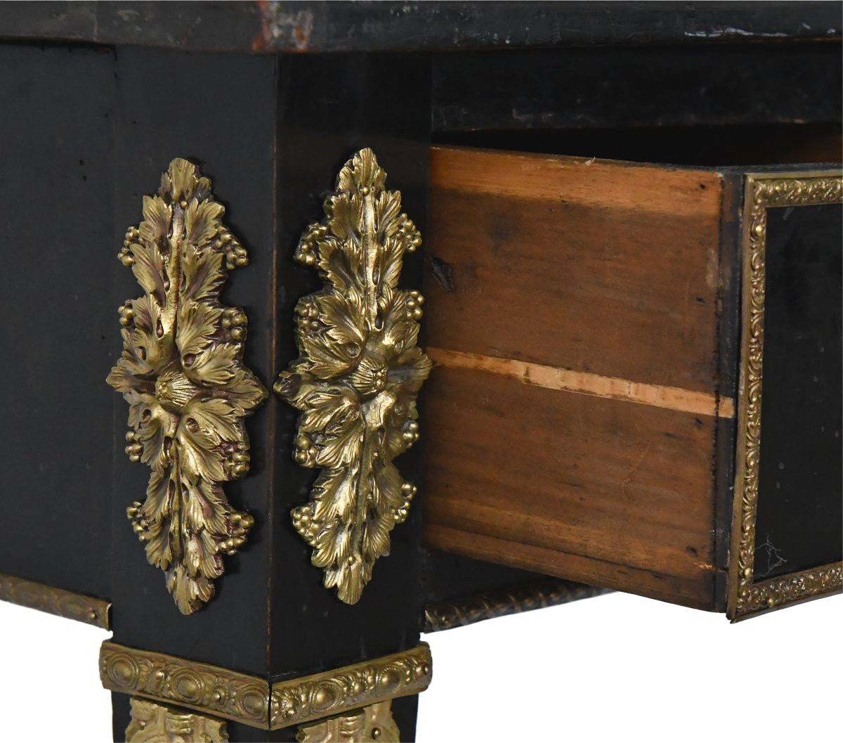 Bureau plat de style Louis XVI laqué noir-photo-4