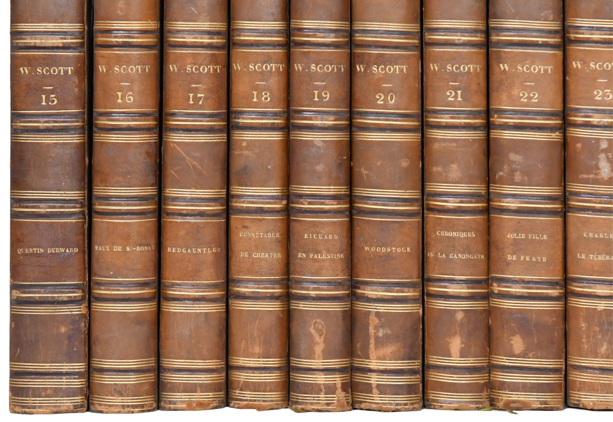 Walter Scott Book Collection, Furne And Charles Gosselin Edition 1839, 30 Volumes -photo-2
