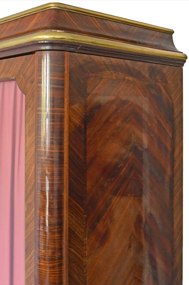 Three-door Marquetry Bookcase With Coromandel Lacquer Center Decoration -photo-5