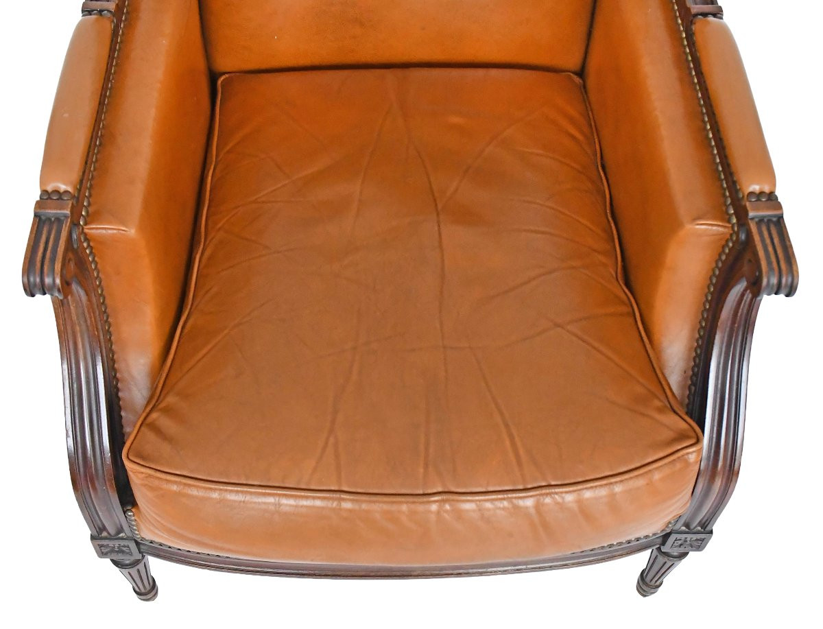 Paire de larges bergères de style Louis XVI -photo-3