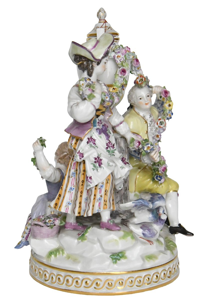Groupe en porcelaine de Meissen, Couple d'amoureux, Modèle F88-photo-1
