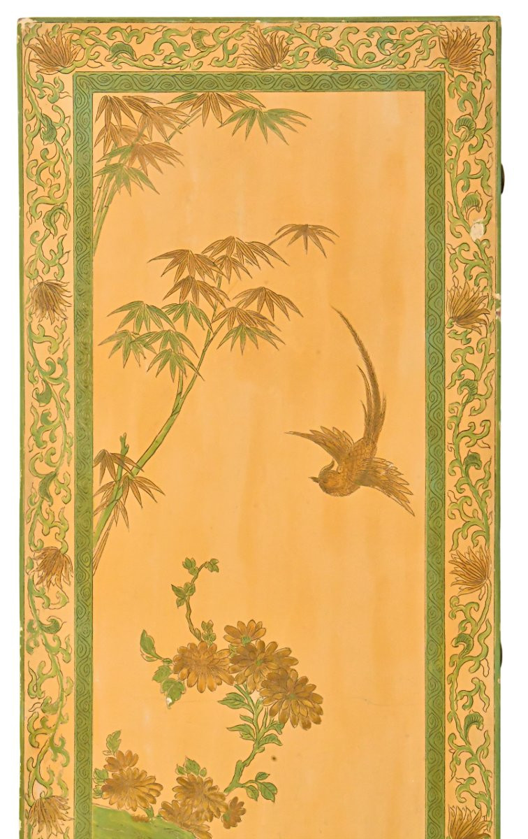 Chiffonnier en bois peint de motifs florale et d'oiseaux de style chinoisant-photo-3
