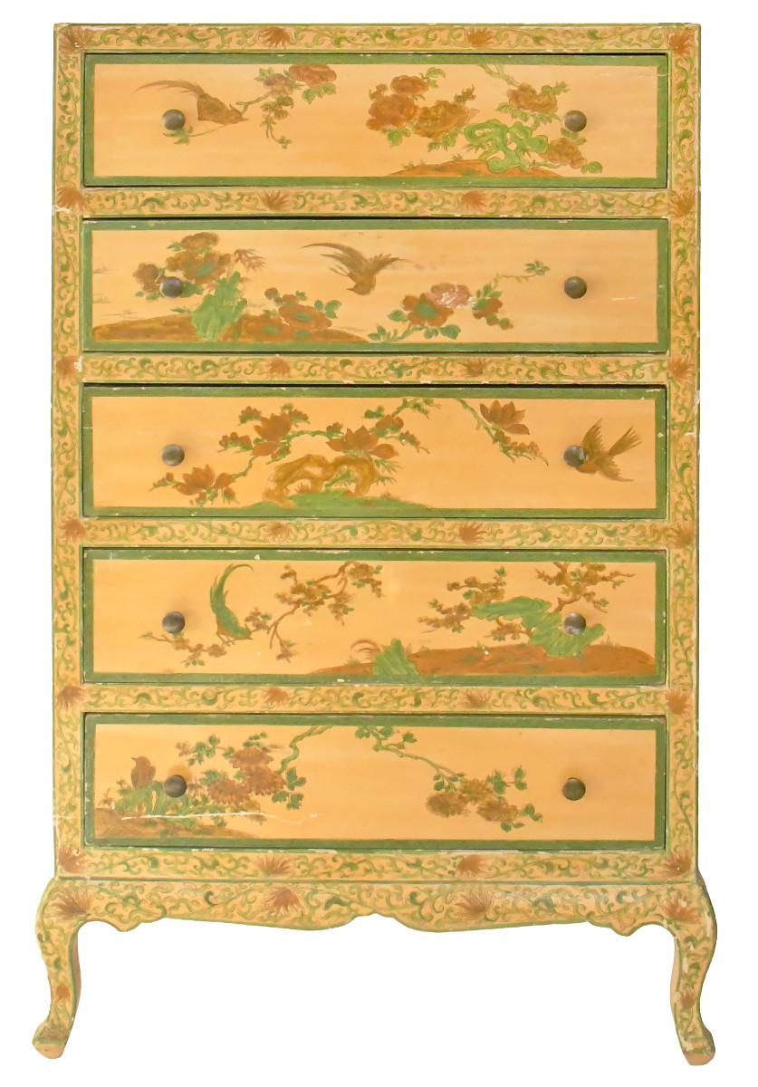 Chiffonnier en bois peint de motifs florale et d'oiseaux de style chinoisant