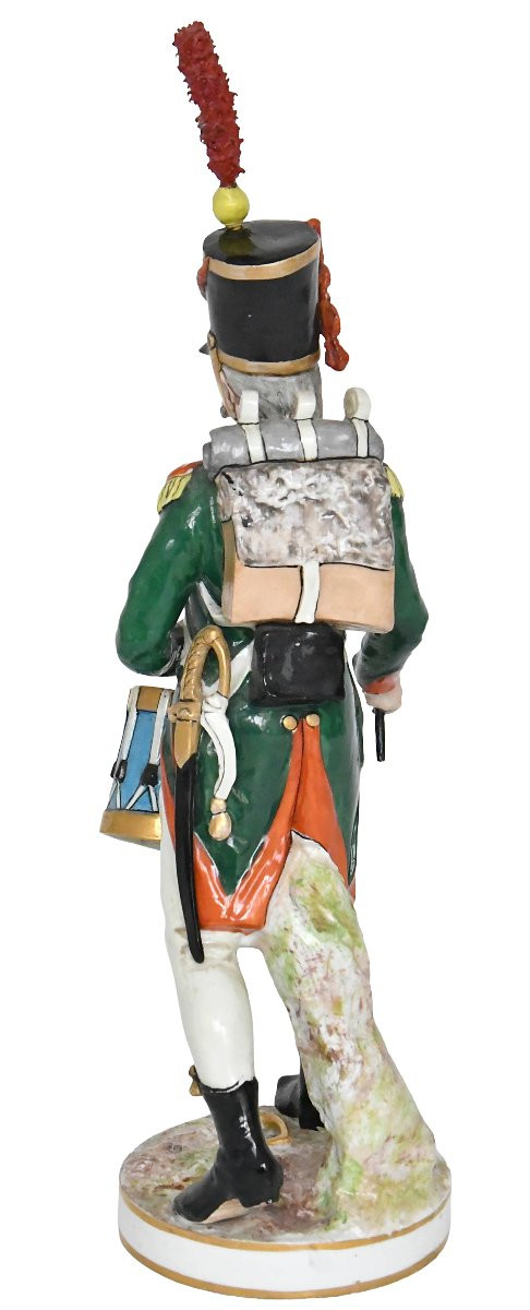 Statuette en porcelaine figurant un soldat au tambour de l'armée napoléonienne-photo-1