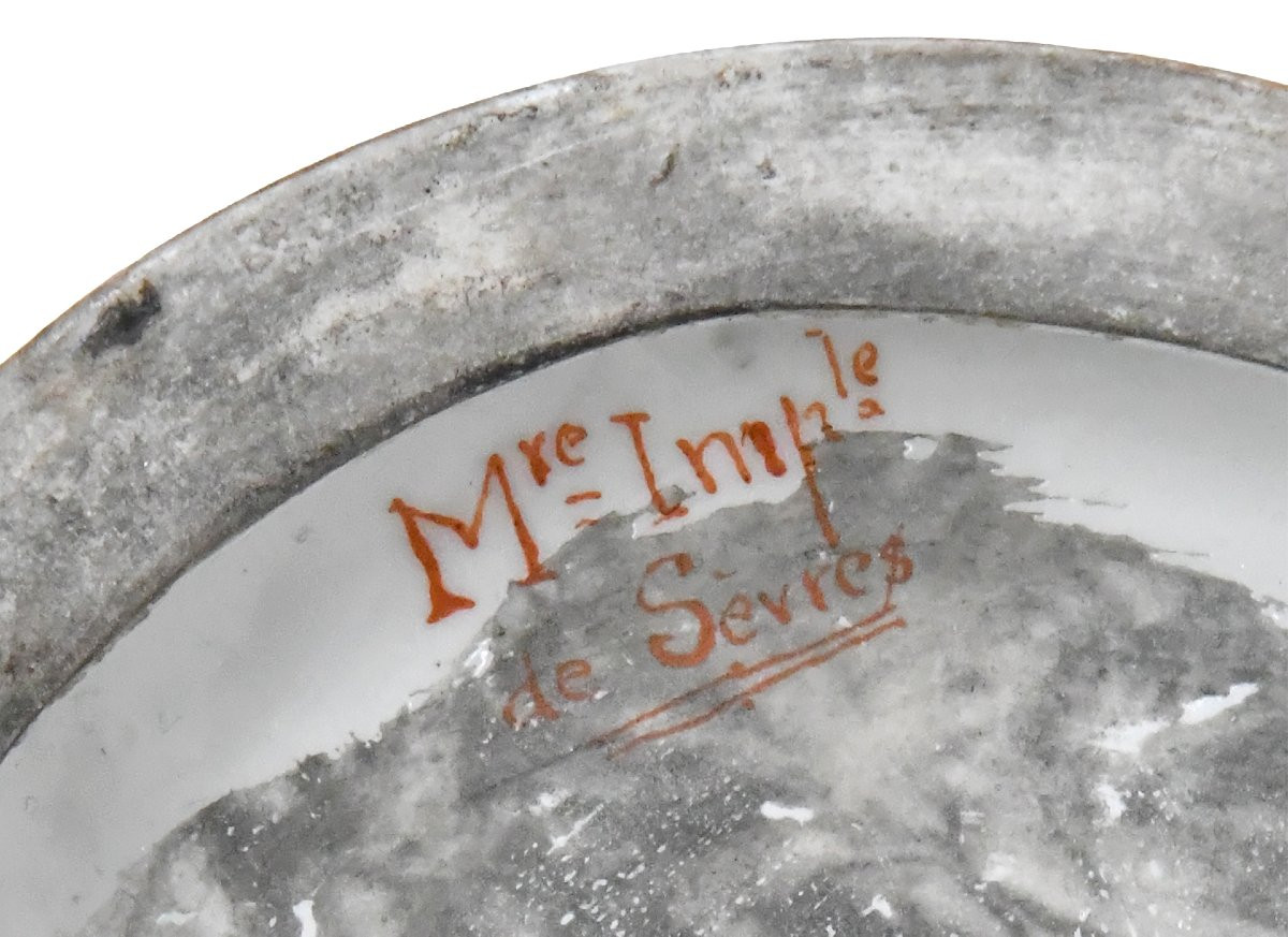 Statuette en porcelaine figurant un soldat au tambour de l'armée napoléonienne-photo-5