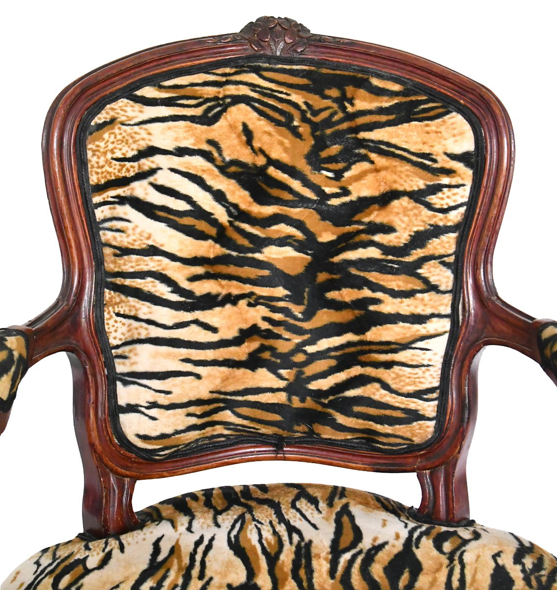 Paire de fauteuils cabriolet de style Louis XV garni de velours tigré -photo-4