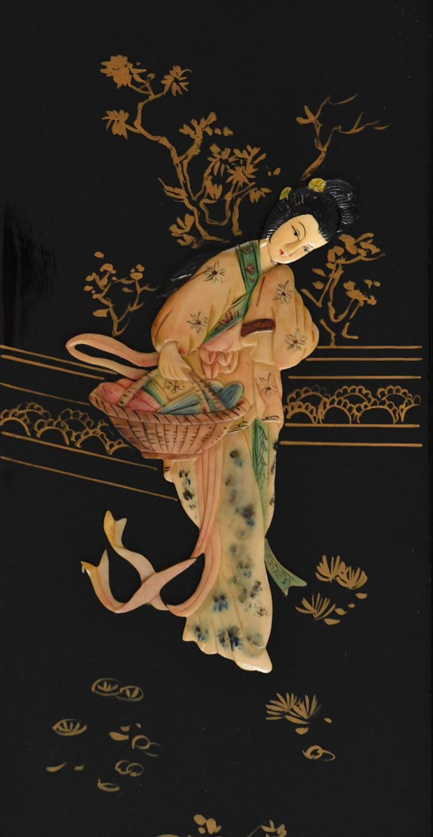 Pair Of Lacquered Wood Panels Decorated With Hard Stone Inlays Of Geishas-photo-2