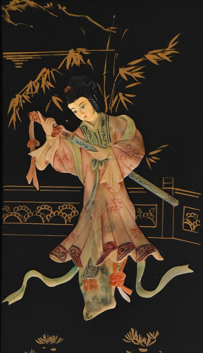Pair Of Lacquered Wood Panels Decorated With Hard Stone Inlays Of Geishas-photo-3