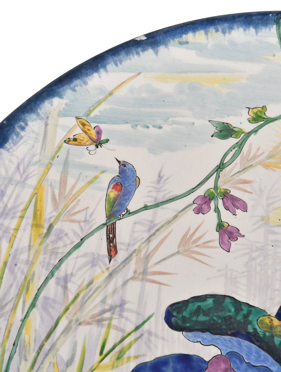Large Earthenware Dish Decorated With A Parrot Sitting On A Branch-photo-3