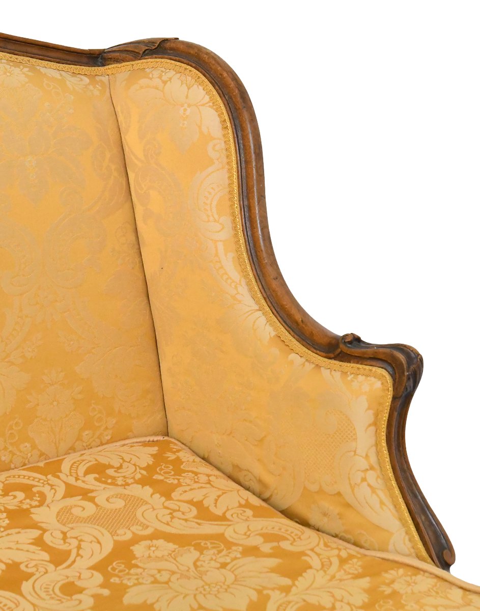 Duchesse In A Louis XV-style Boat -photo-2