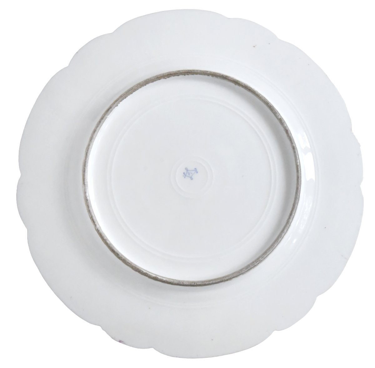 Assiette en porcelaine à décor polychrome des fleurs-photo-2