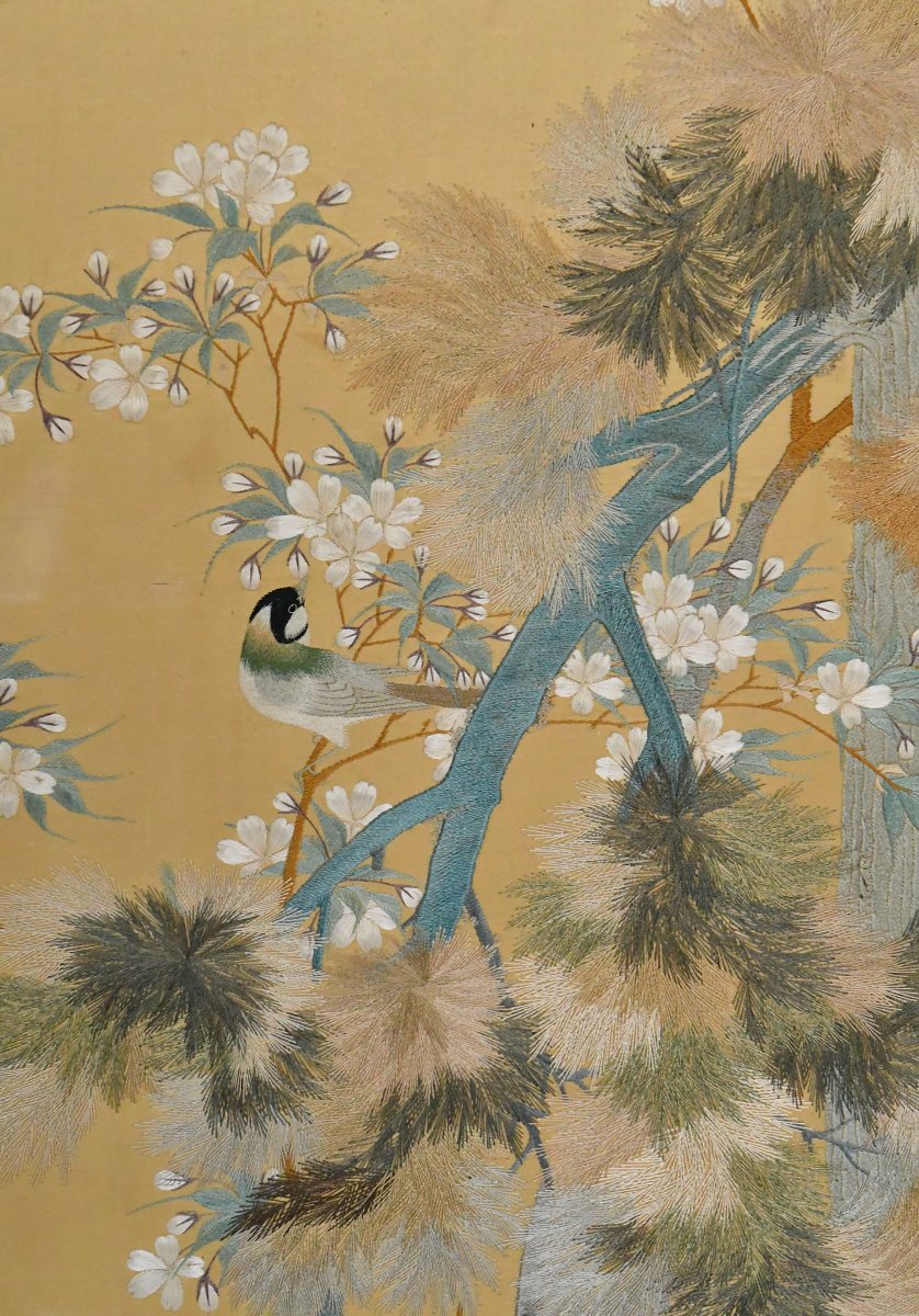  Japanese Folding Screen Featuring A Silk Panel Embroidered With A Landscape Scene Featuring Birds-photo-4