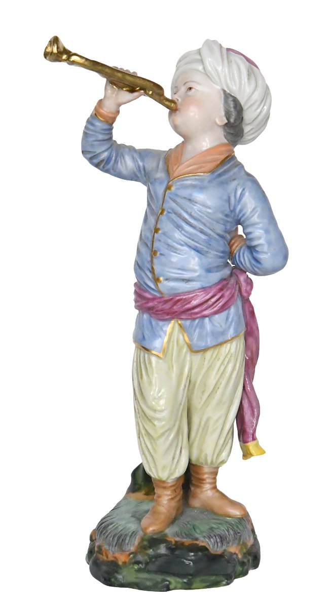 Höchst Passau Porcelain Figurine, Playing The Trumpet, From The "turkish Orchestra" Series