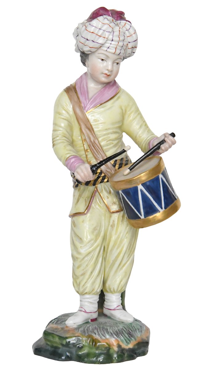 Höchst Passau Porcelain Figurine, Drummer From The "turkish Orchestra" Series