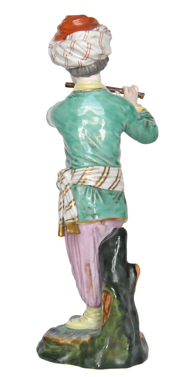 Statuette en porcelaine de Höchst Passau représentant un flûtiste de la série L'orchestre turc-photo-1