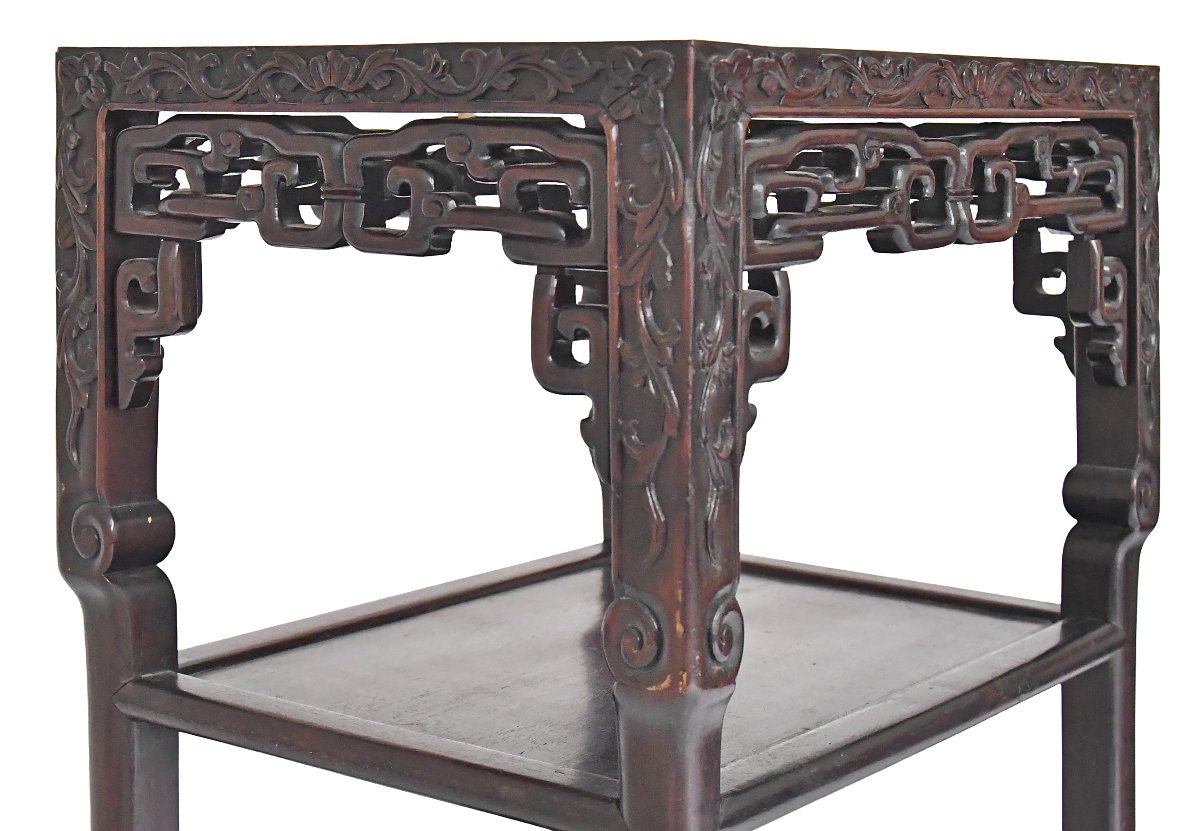 Table d'appoint Chine en bois sculptée et marbre -photo-7