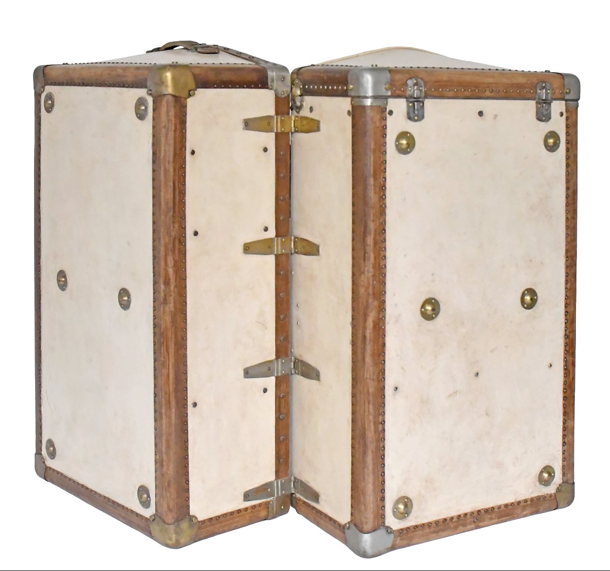 Antique Travel Trunk From The 1930s -photo-6