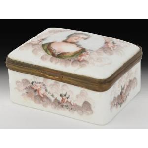 Tabatière rectangulaire en porcelaine