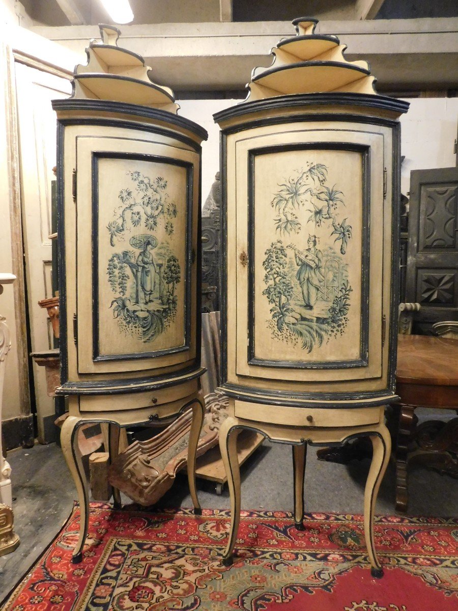 Antique Pair Of Corner Cabinets In Lacquered Wood With Chinoiserie, 18th Century