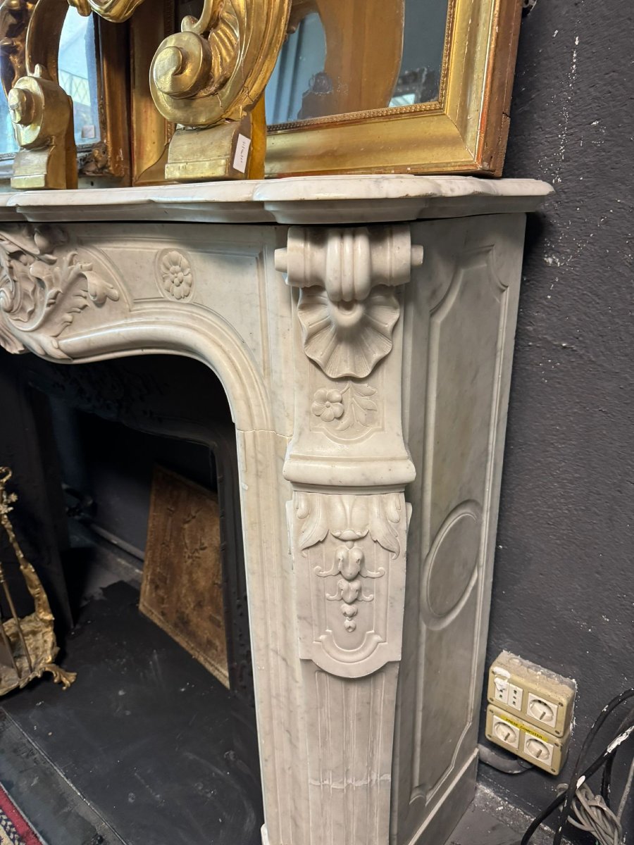 White Carrara Marble Fireplace With A Mantelpiece, Dating From The 19th Century-photo-2