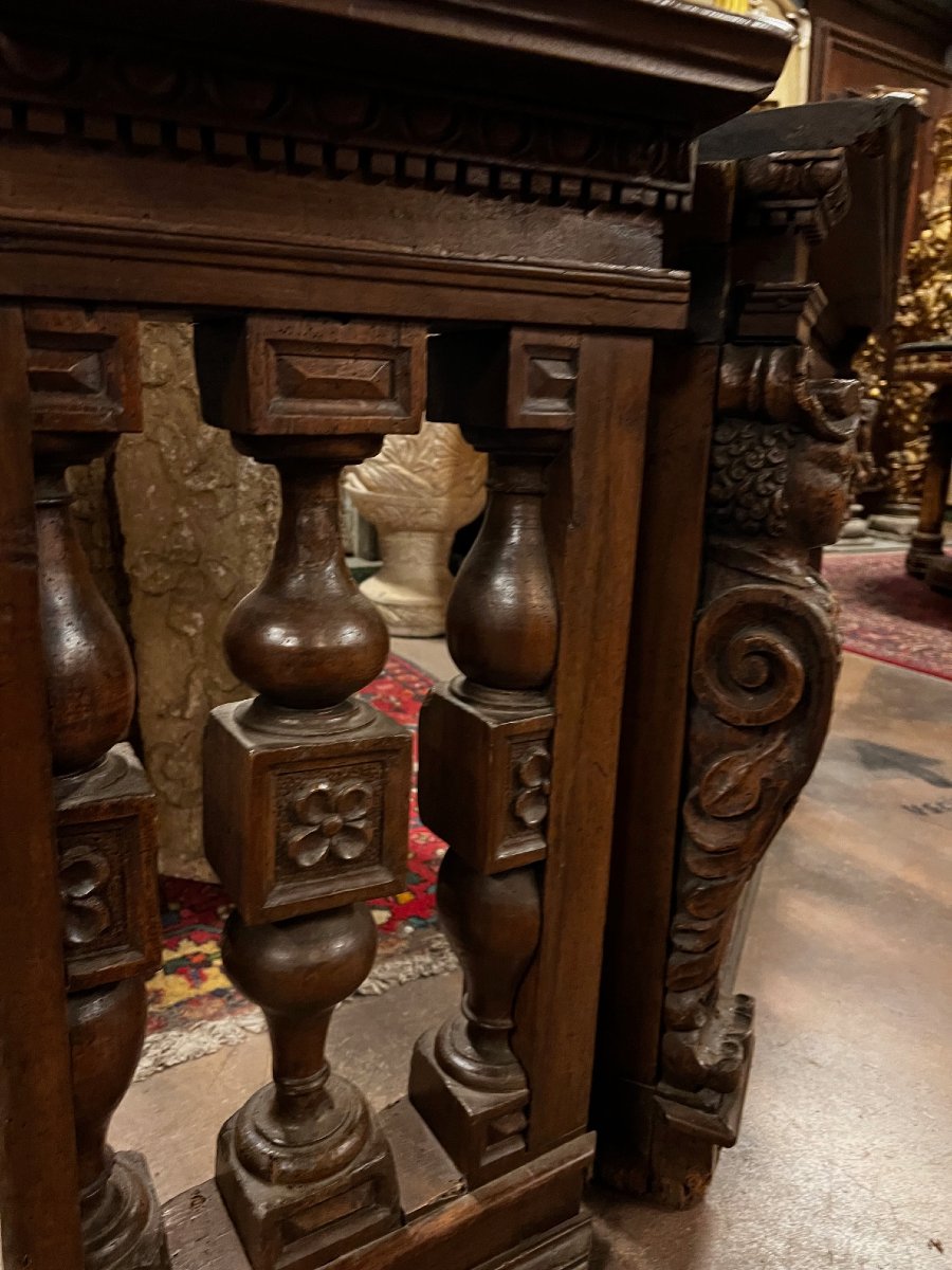 Pair Of Antique Walnut Balusters, 16th Century-photo-4