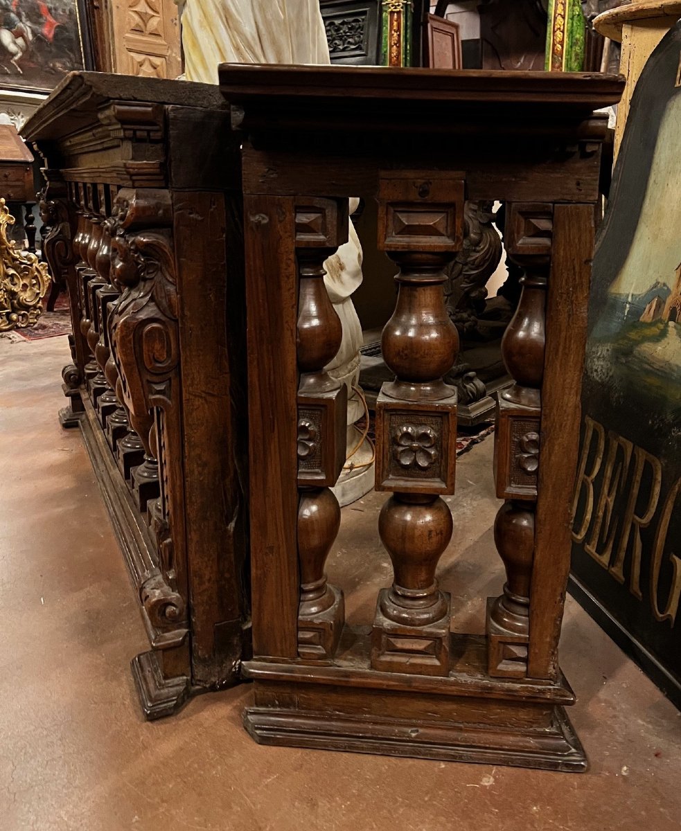 Pair Of Antique Walnut Balusters, 16th Century-photo-1