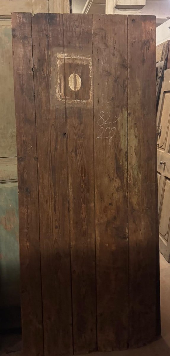 Dix portes en bois similaires, XIXe siècle. Dimensions variables : environ 70/90 cm x H 195/200-photo-1