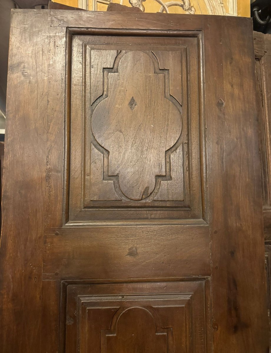 Porte à un vantail en noyer, XVIIIe siècle-photo-2