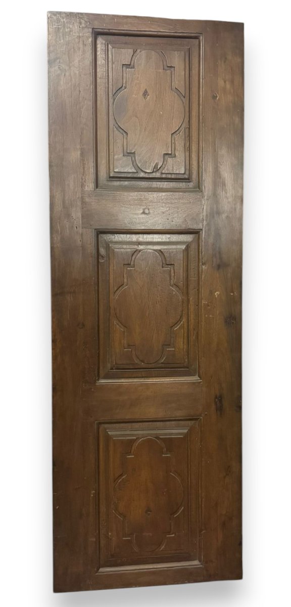 Porte à un vantail en noyer, XVIIIe siècle