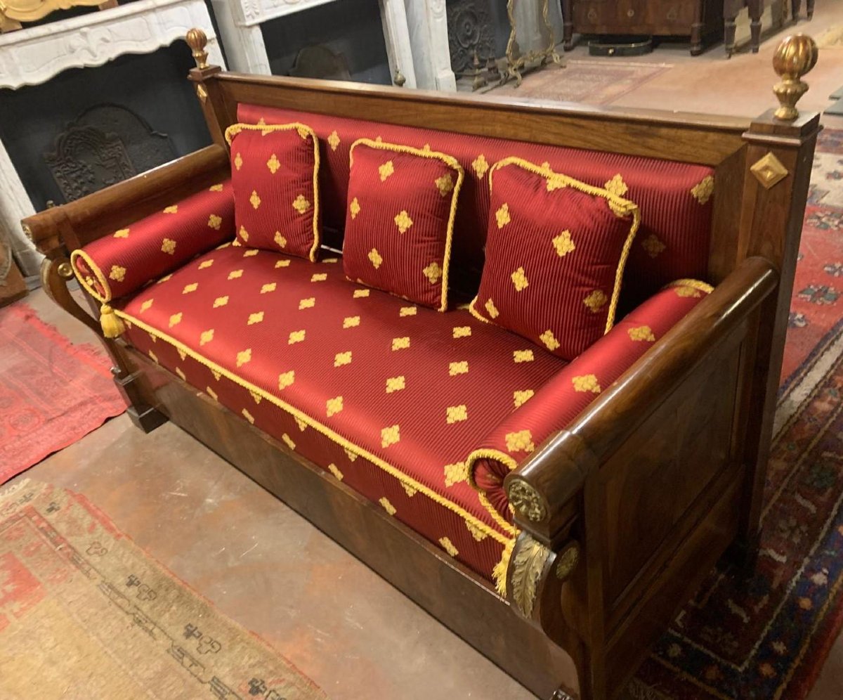 Walnut Sofa With Reupholstered Seating, 19th Century-photo-4