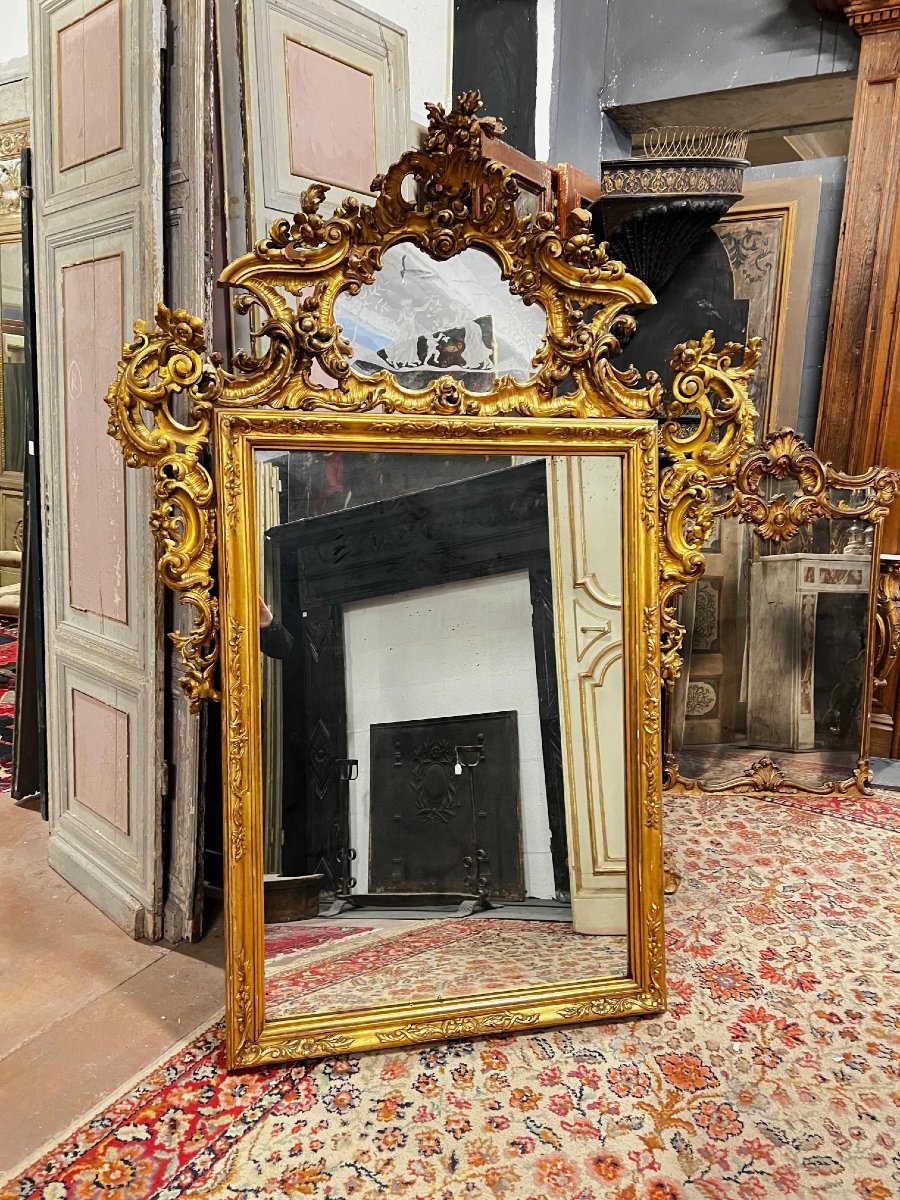 Miroir doré, XVIIIe siècle