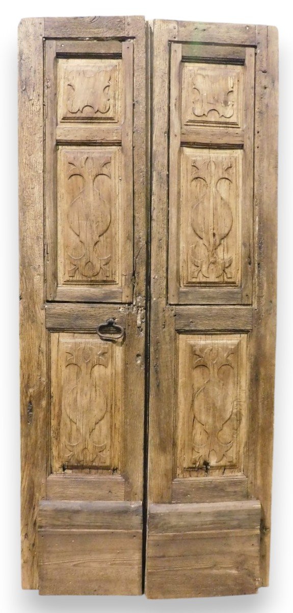 Double-leaf Door Made Of Poplar And Chestnut Wood, 18th Century