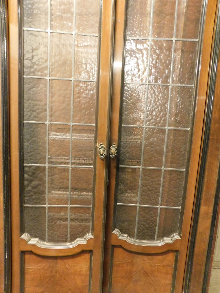 Deux portes en bois, vitrées et encadrées, XXe siècle, Milan-photo-1