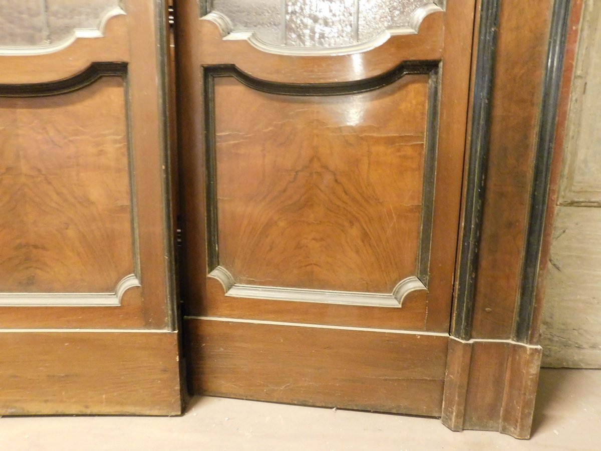 Deux portes en bois, vitrées et encadrées, XXe siècle, Milan-photo-7