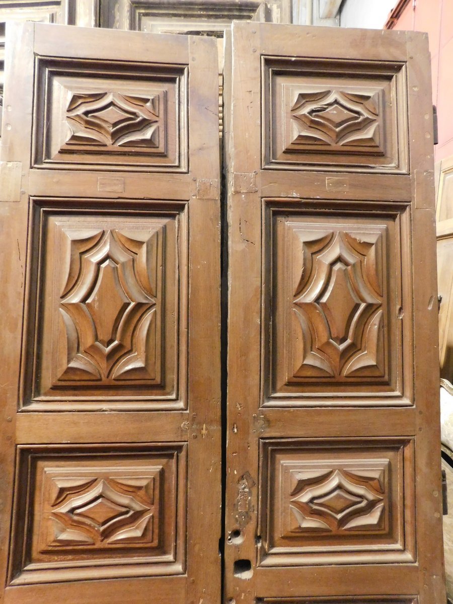 Antique Walnut Front Door, 17th Century-photo-3