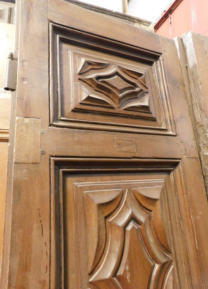 Antique Walnut Front Door, 17th Century-photo-3