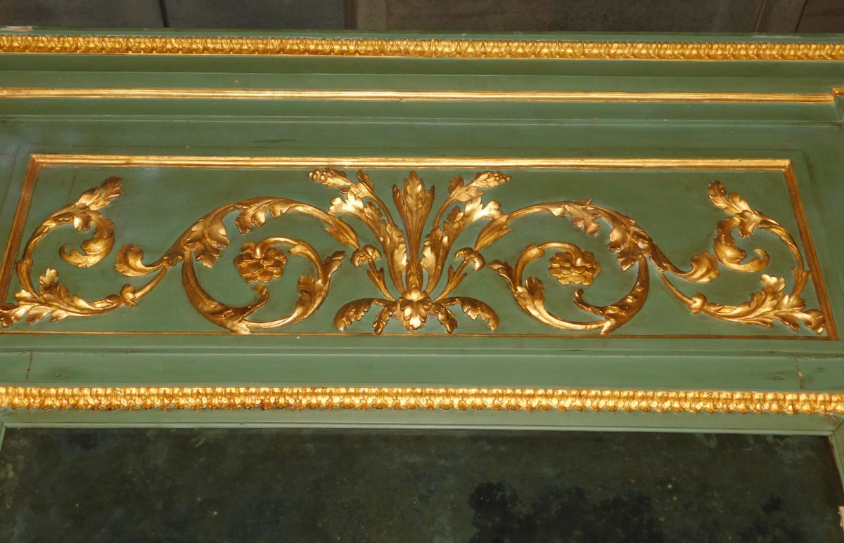 Console laquée avec miroir, ornée de sculptures et de décors dorés, XVIIIe siècle-photo-4