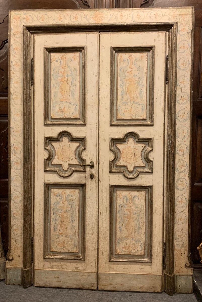 Deux portes en bois laqué, XVIIIe siècle, largeur 110 x hauteur 215 cm-photo-3